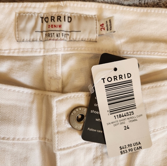 Torrid White Denim Shorts - Picture 2 of 2